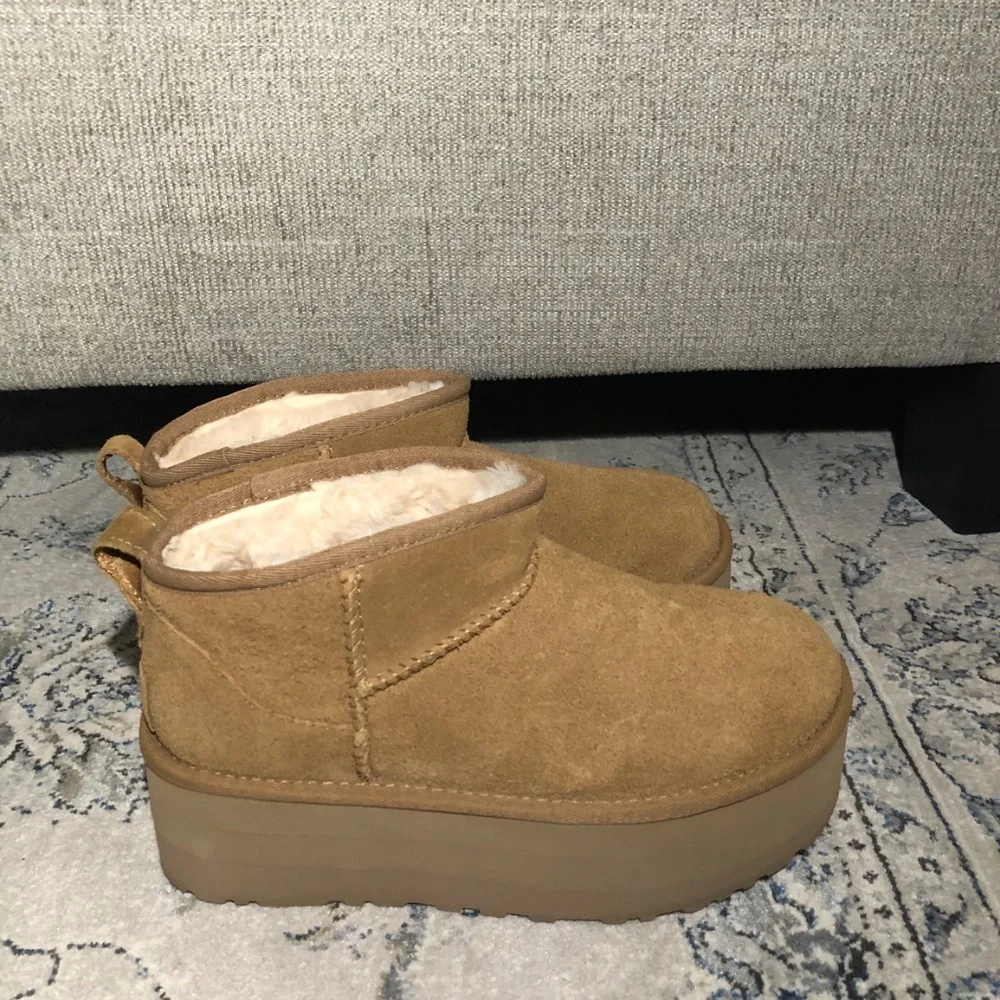UGG Ultra Mini Platform Boots Chestnut